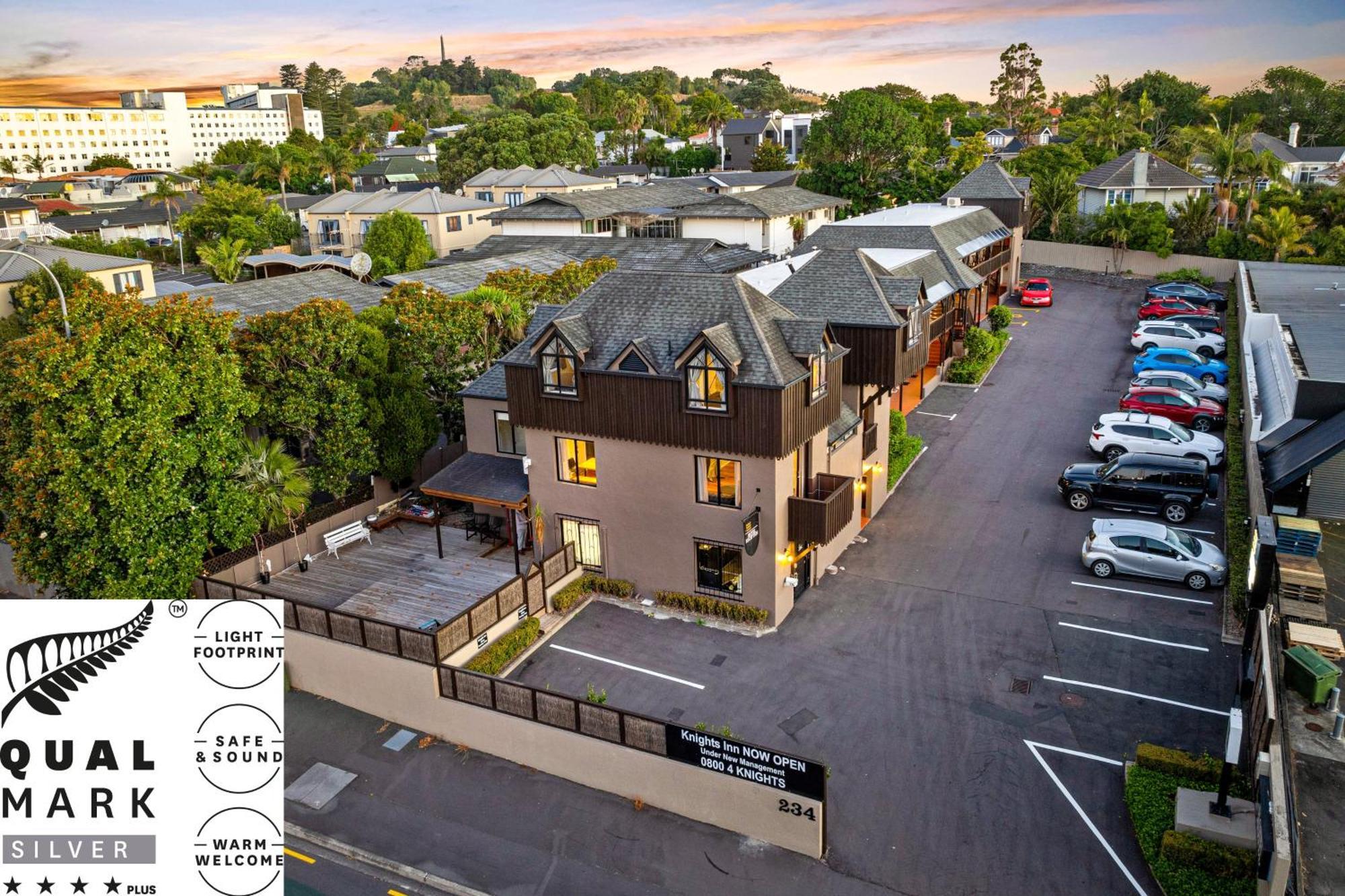 Knights Inn Auckland Exterior photo