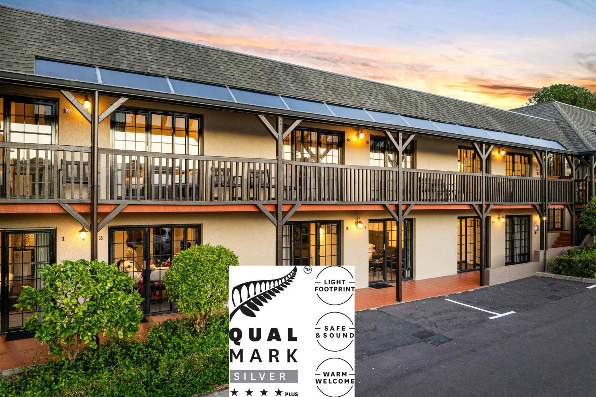 Knights Inn Auckland Exterior photo